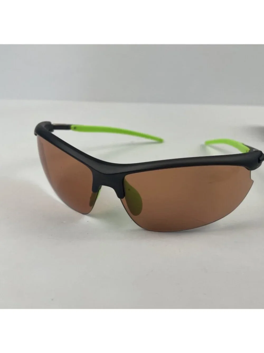 SUNCLOUD Slant Polarized Sunglasses by Polaroid Wrap Around Sports Nose Guards